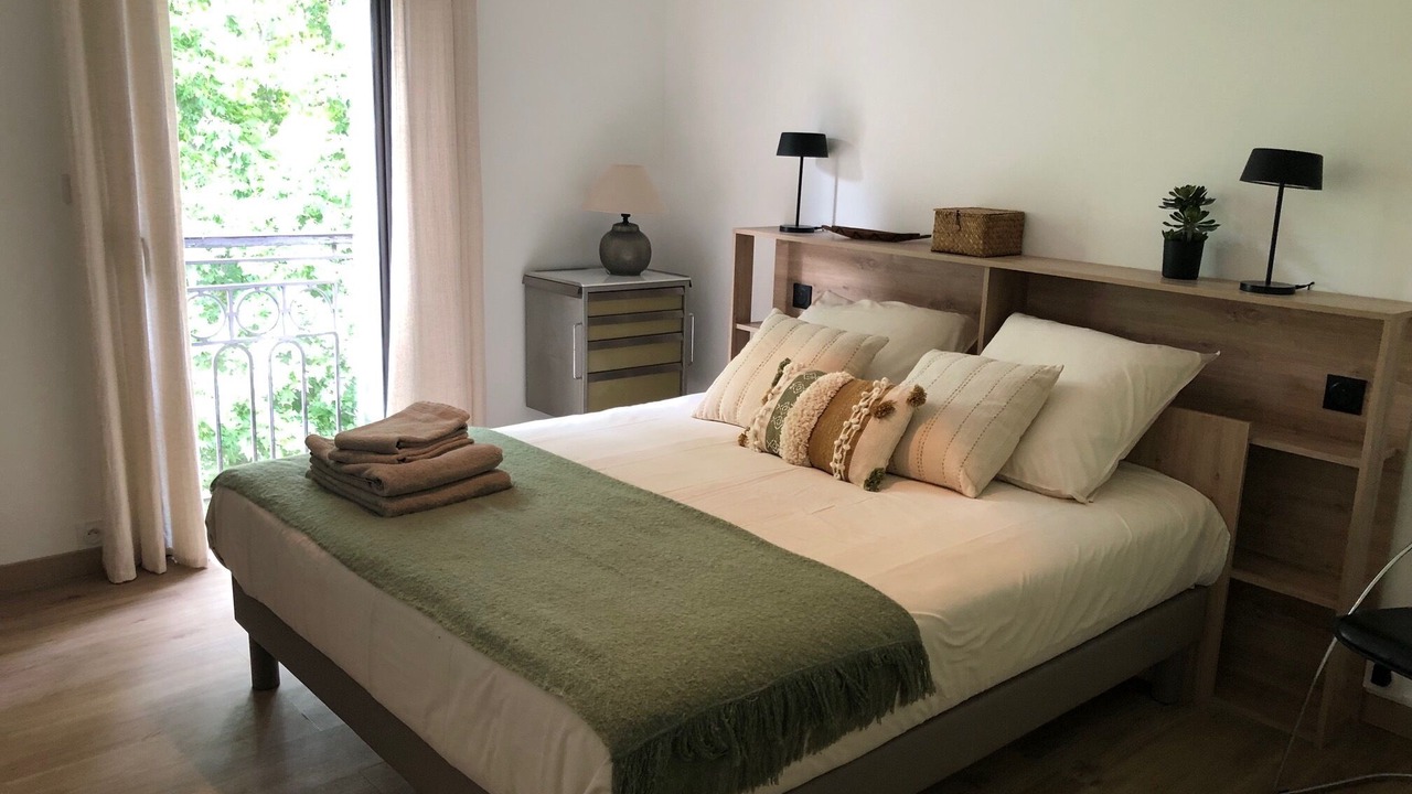 Photo of Bedroom in Avignon City Centre