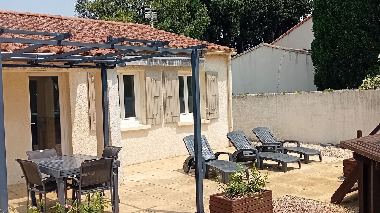 Photo of Others in Morieres-les-Avignon
