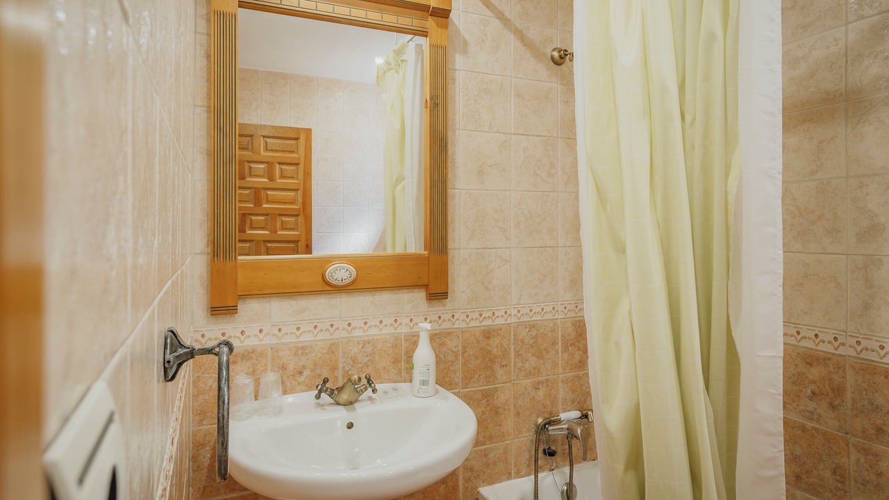 Photo of Bathroom in Ampudia