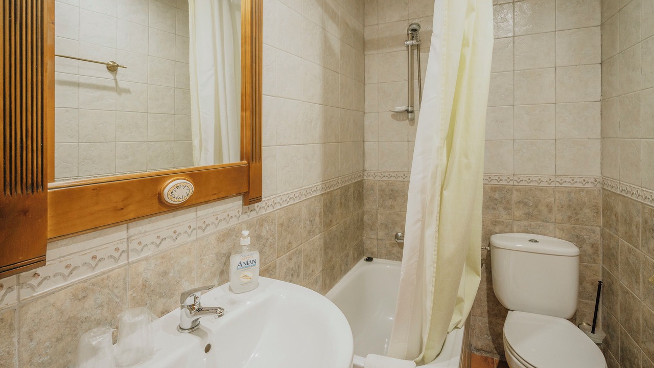 Photo of Bathroom in Ampudia