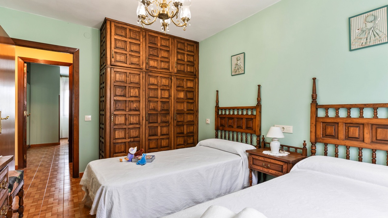 Photo of Bedroom in Sales