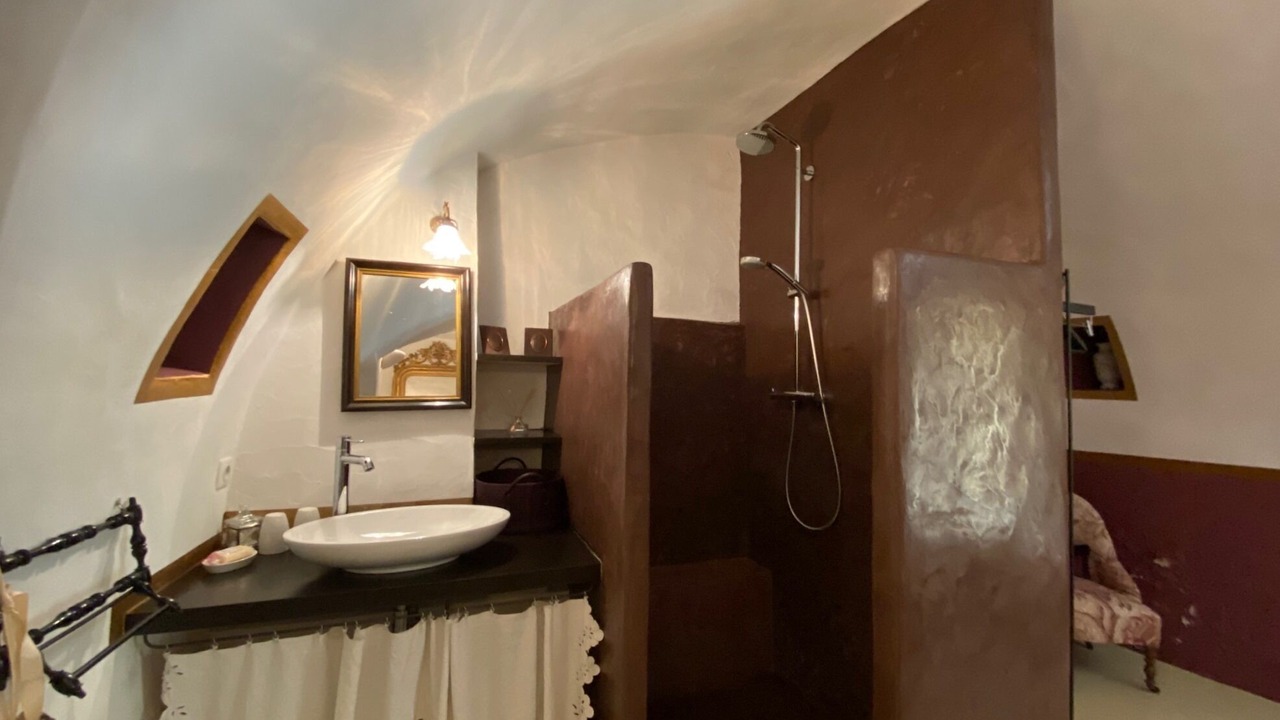Photo of Bathroom in Vers-Pont-du-Gard