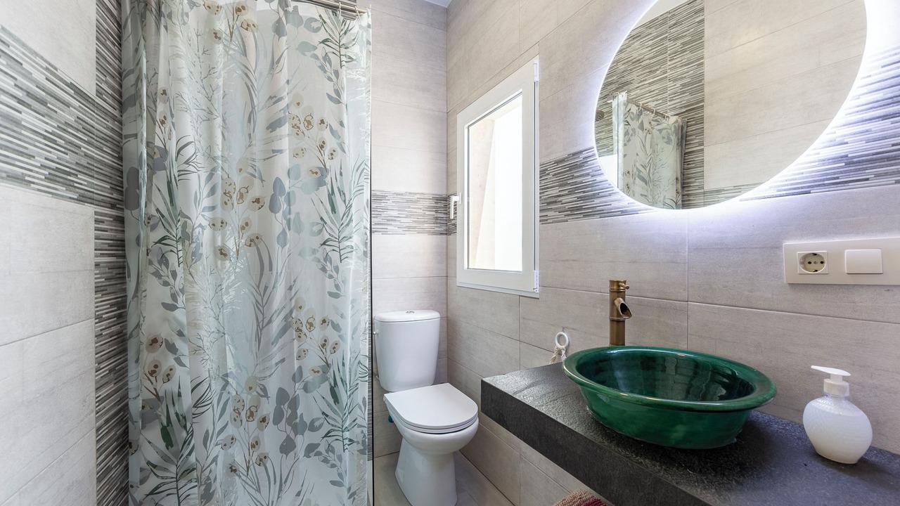 Photo of Bathroom in Fernan Perez