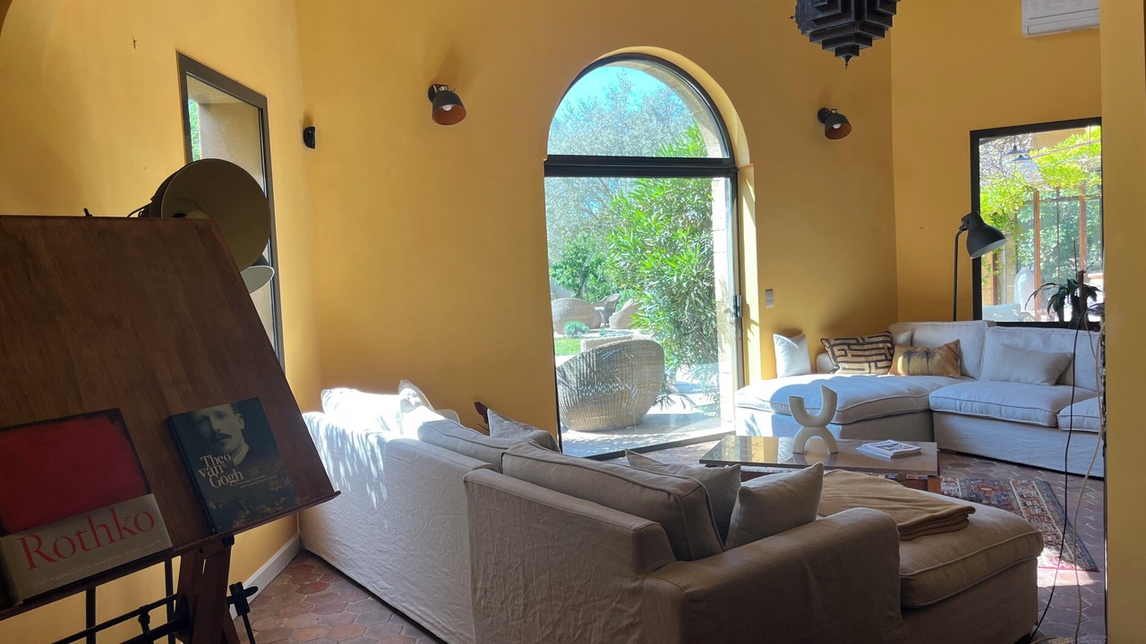 Photo of Livingroom in Grand Sud