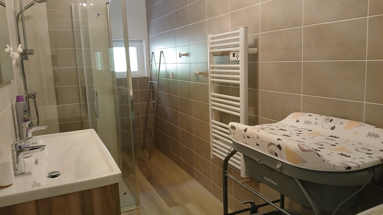 Photo of Bathroom in Cerdon