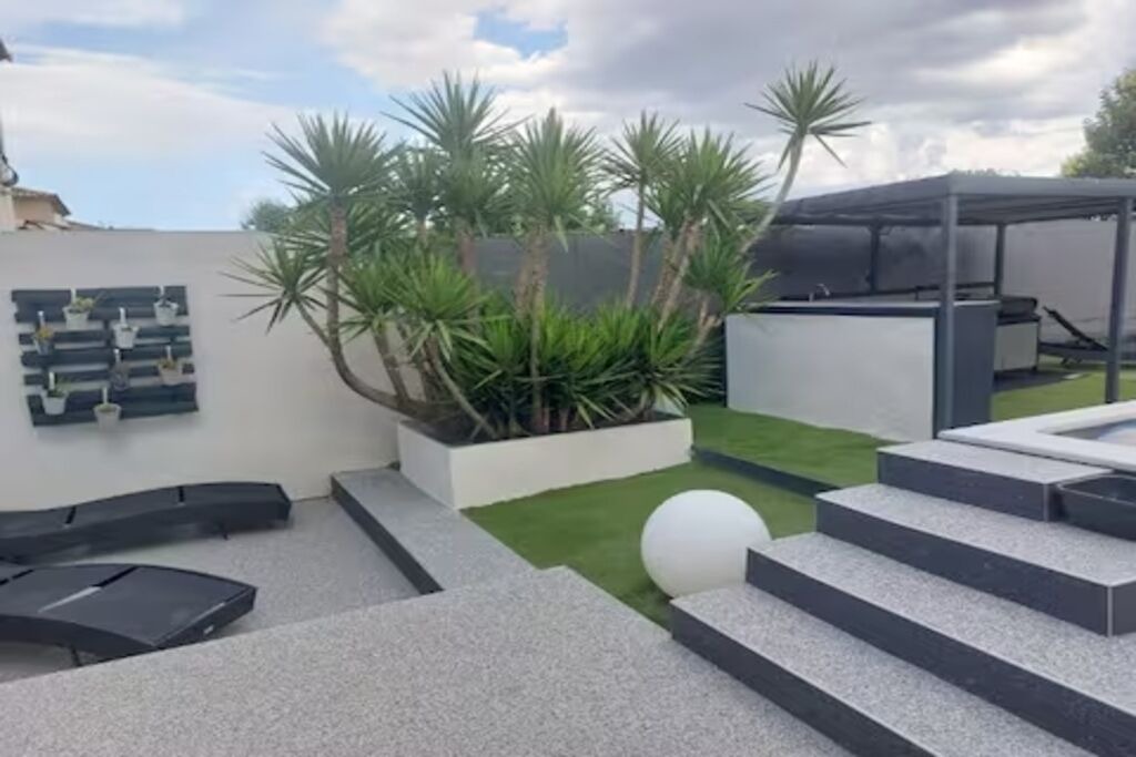 Photo of Patio Balcony in Caissargues