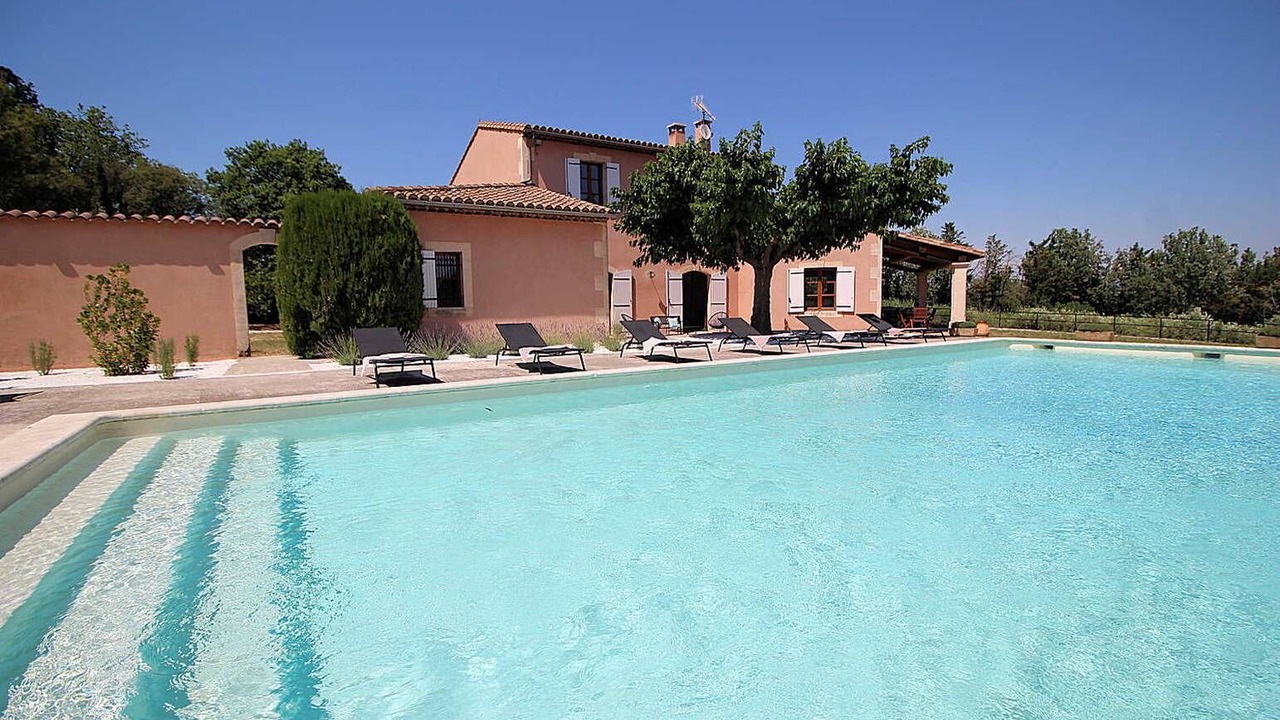 Photo of Outdoor in Noves
