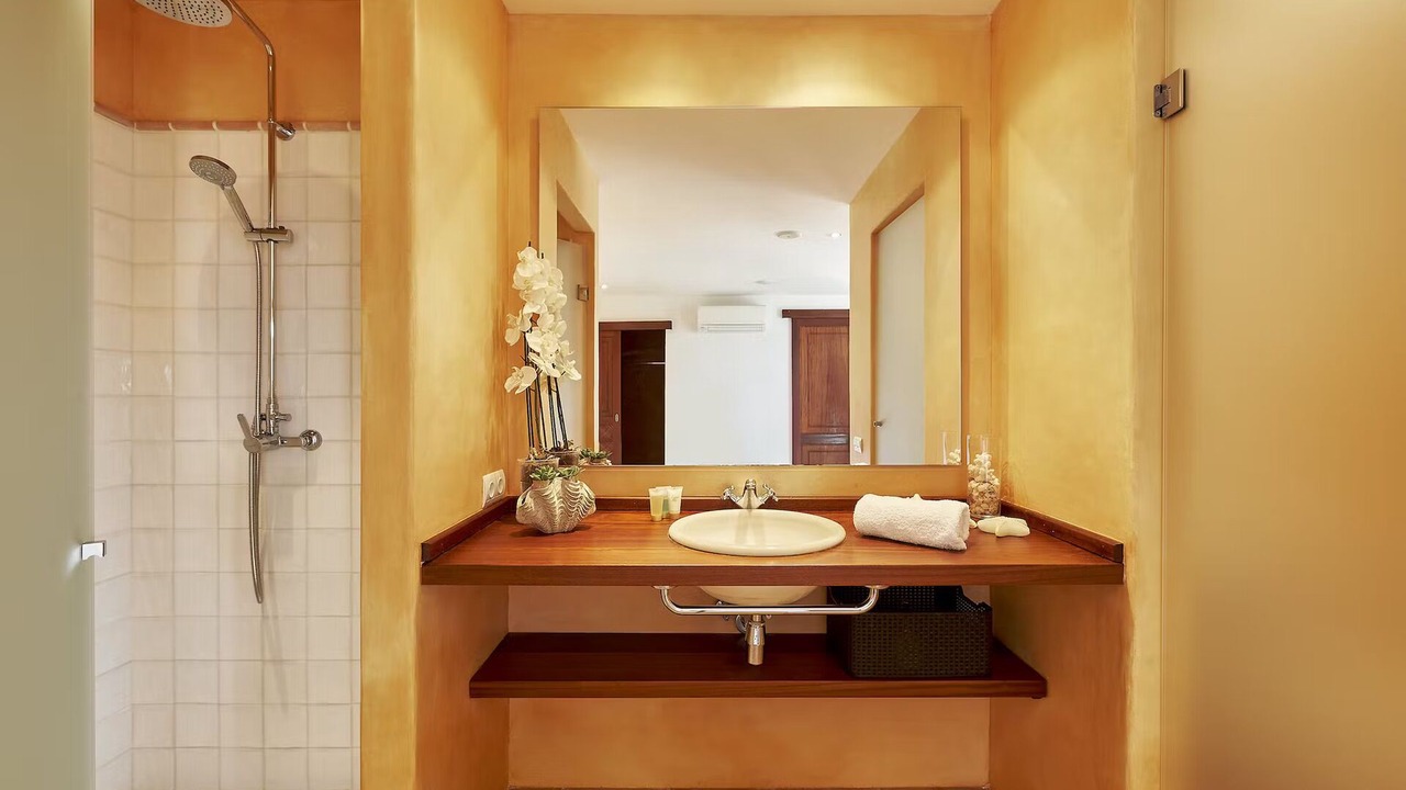 Photo of Bathroom in Sant Carles de Peralta