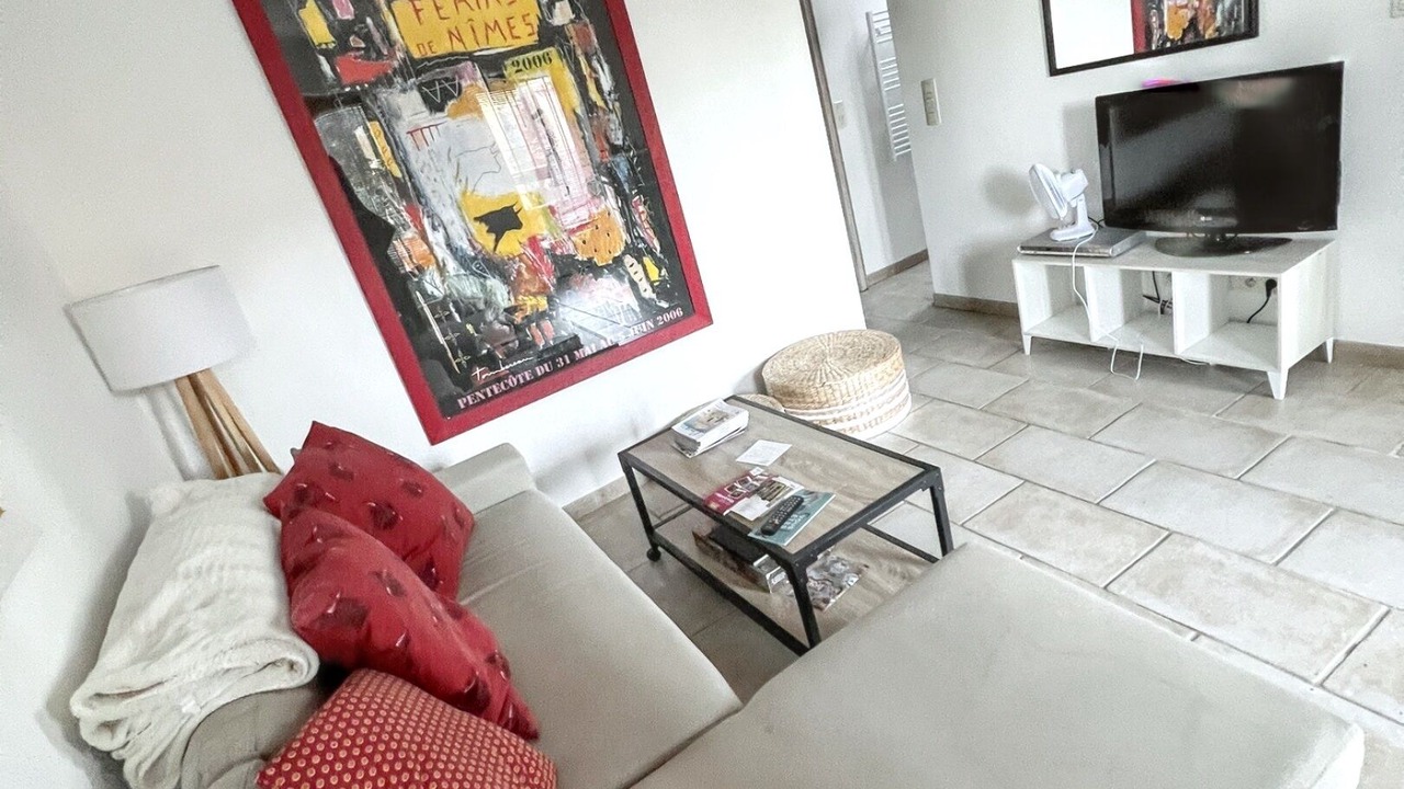 Photo of Livingroom in Costieres
