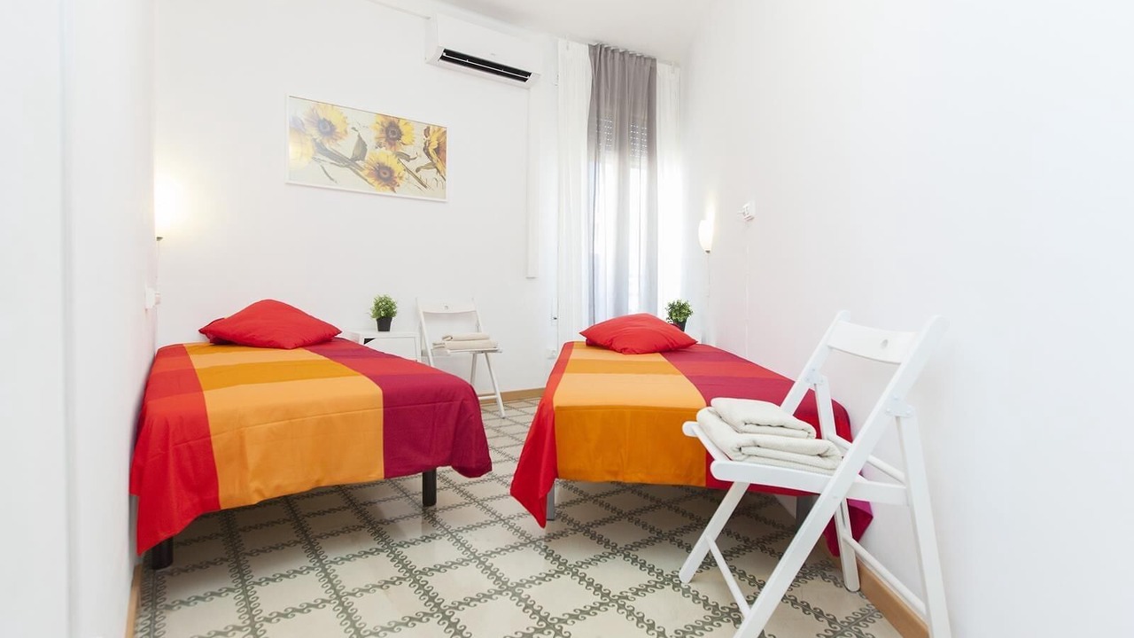 Photo of Bedroom in El Poble-sec