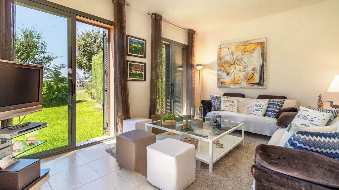 Photo of Livingroom in Bonmont Terres Noves