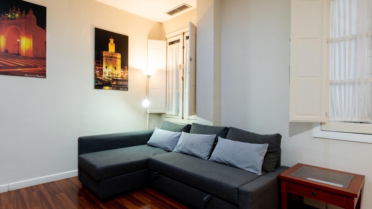 Photo of Livingroom in Alameda