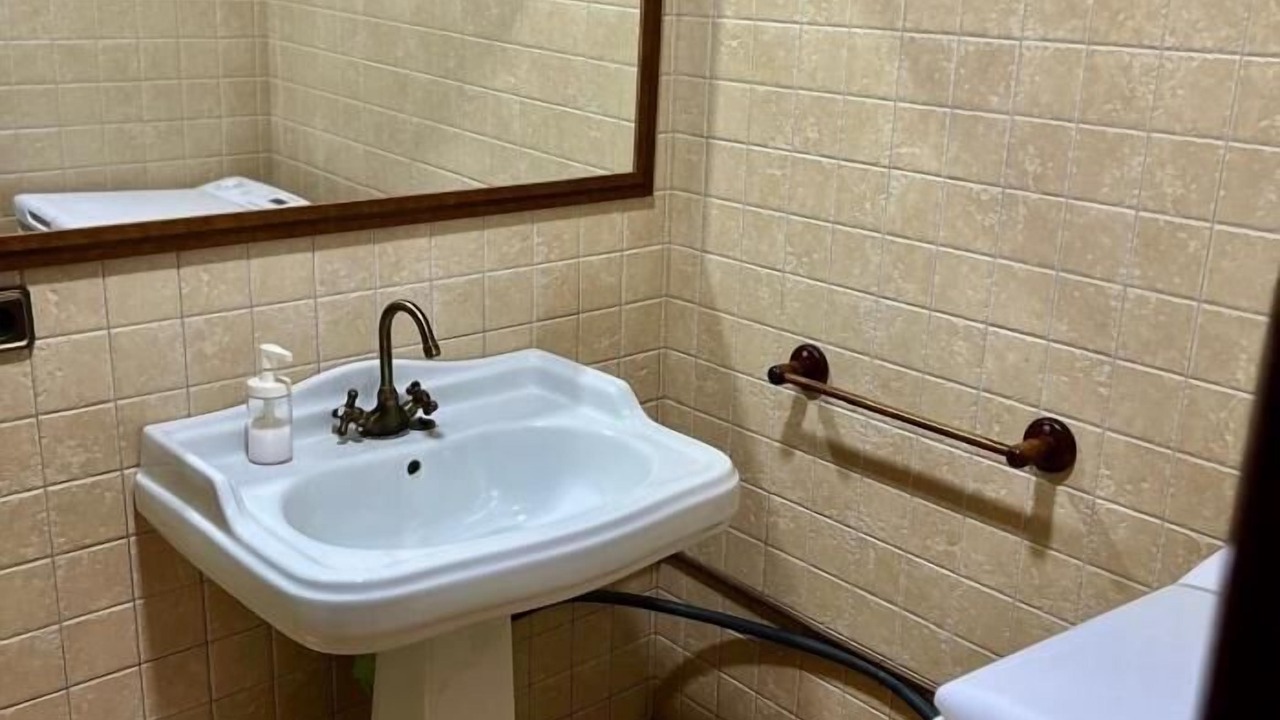 Photo of Bathroom in Burujon