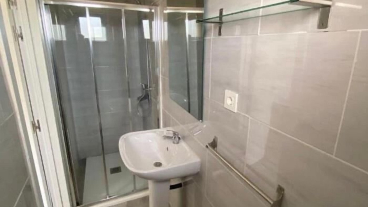 Photo of Bathroom in Burujon