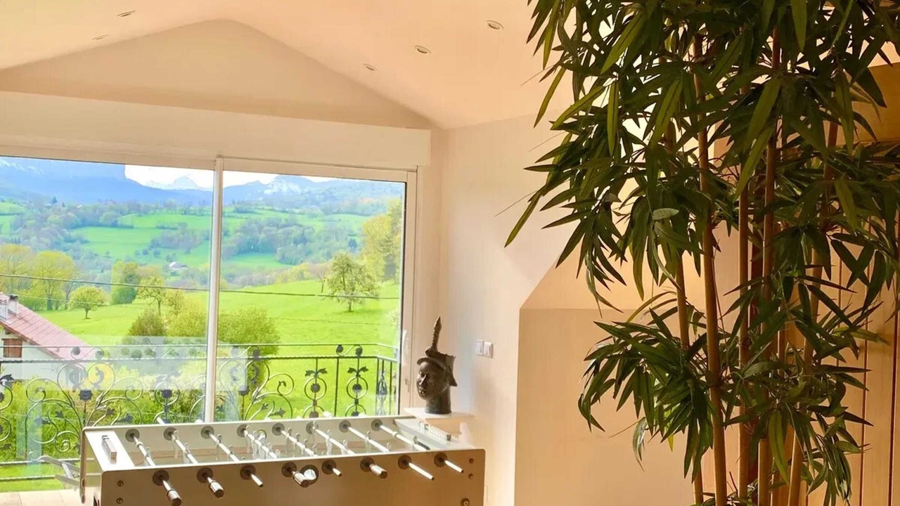 Photo of Livingroom in Cercier