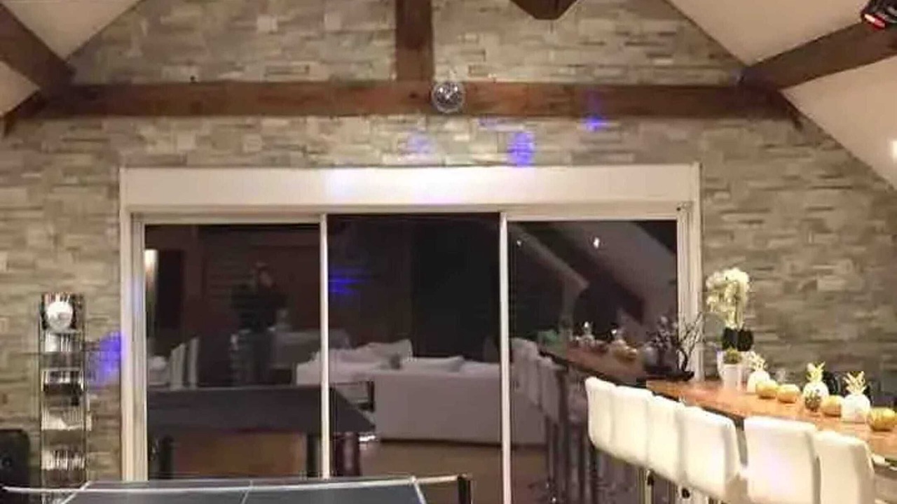 Photo of Livingroom in Cercier
