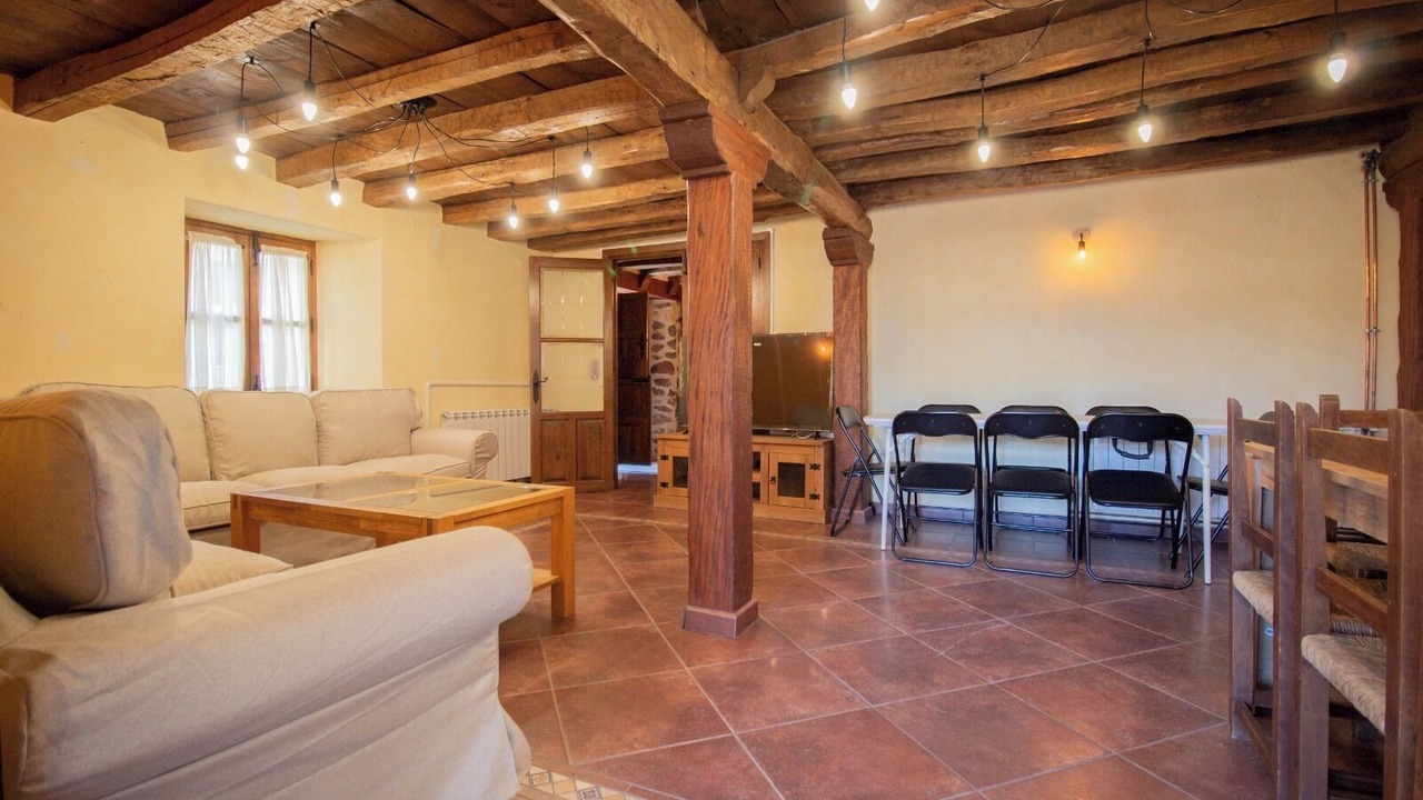 Photo of Livingroom in Cerezo de Abajo