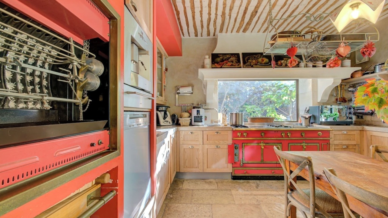 Photo of Kitchen in Lambesc