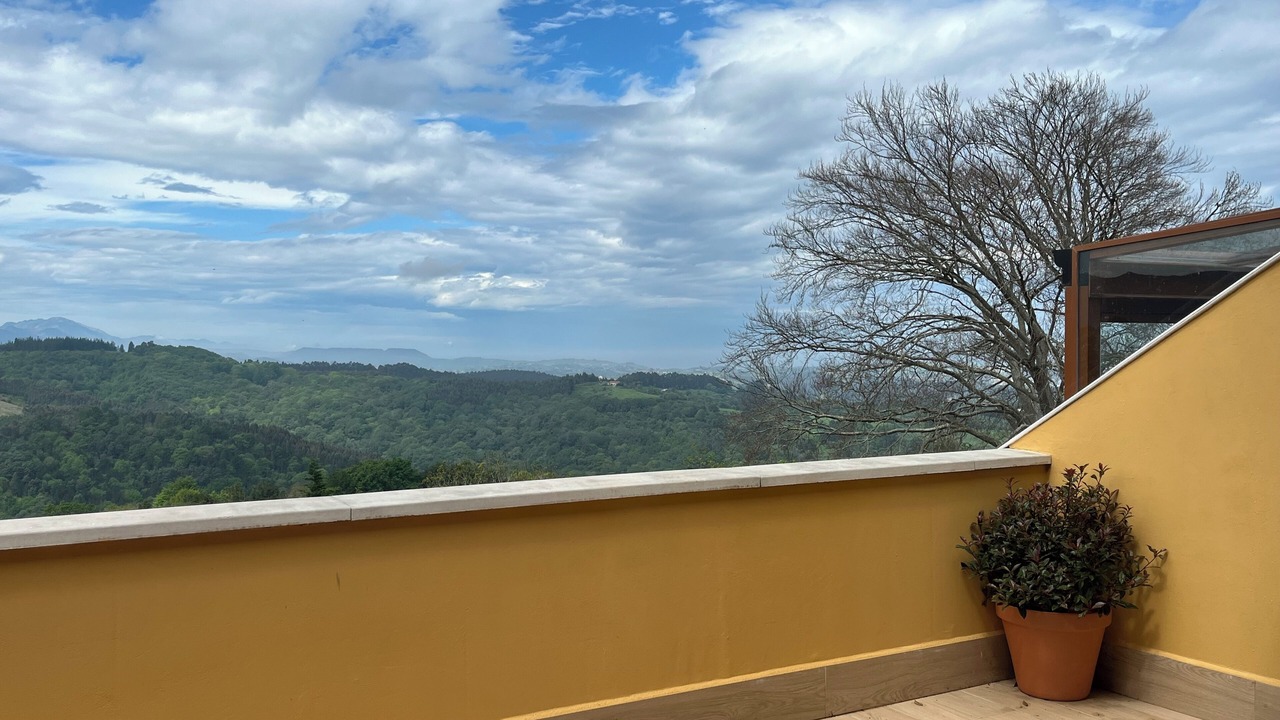 Photo of Outdoor in Udias