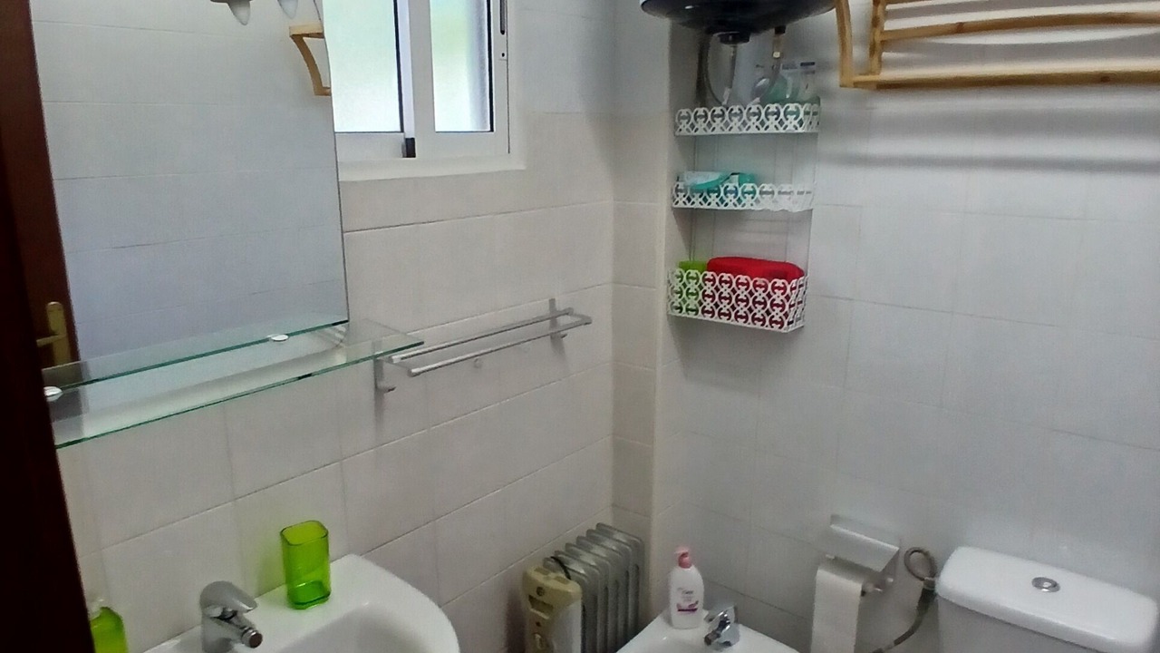 Photo of Bathroom in Gibraleon