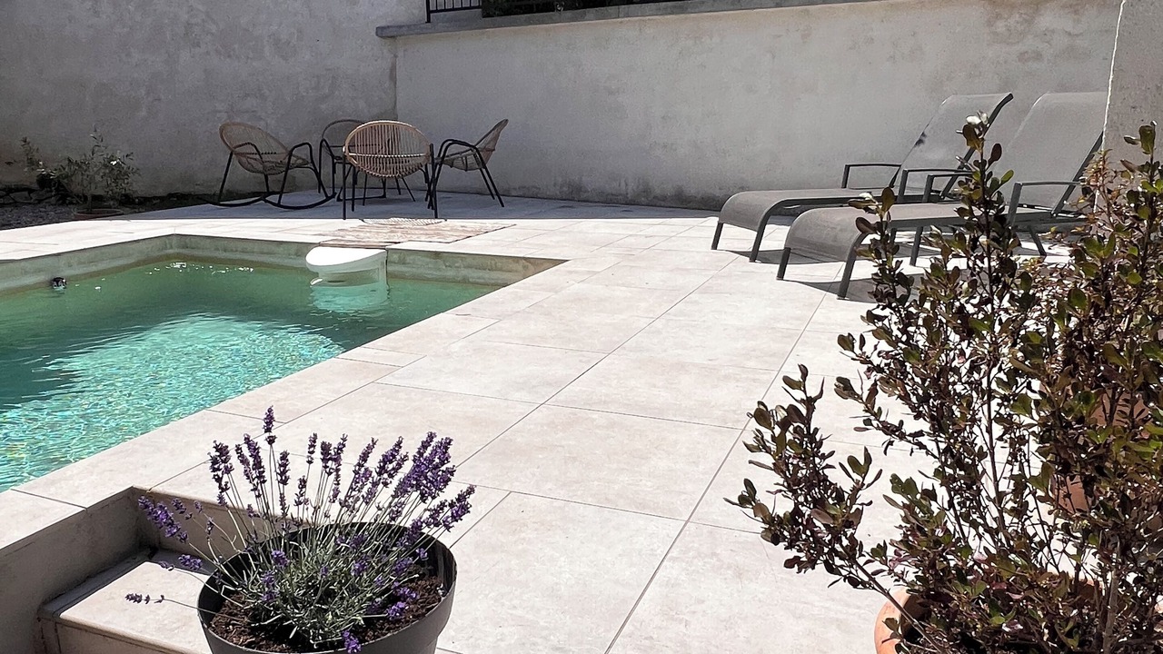 Photo of Outdoor in Lavours