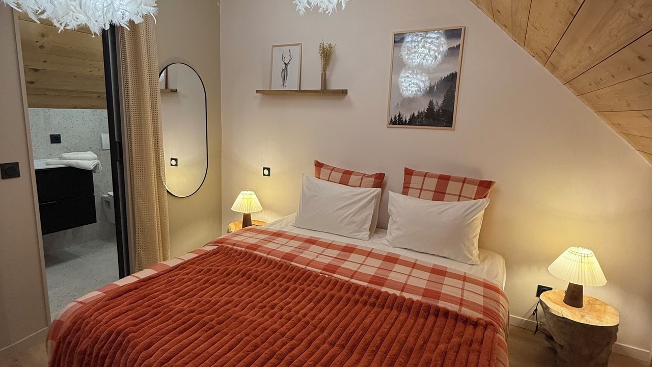 Photo of Bedroom in Lavours
