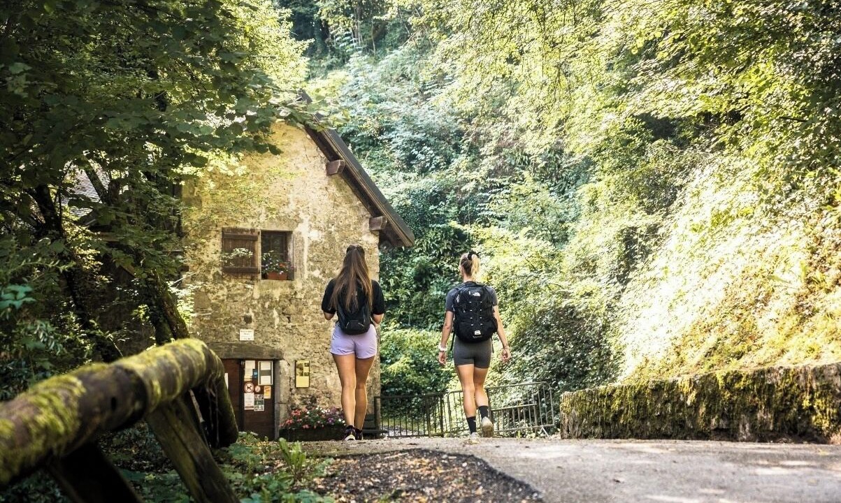 Photo of Outdoor in Lavours