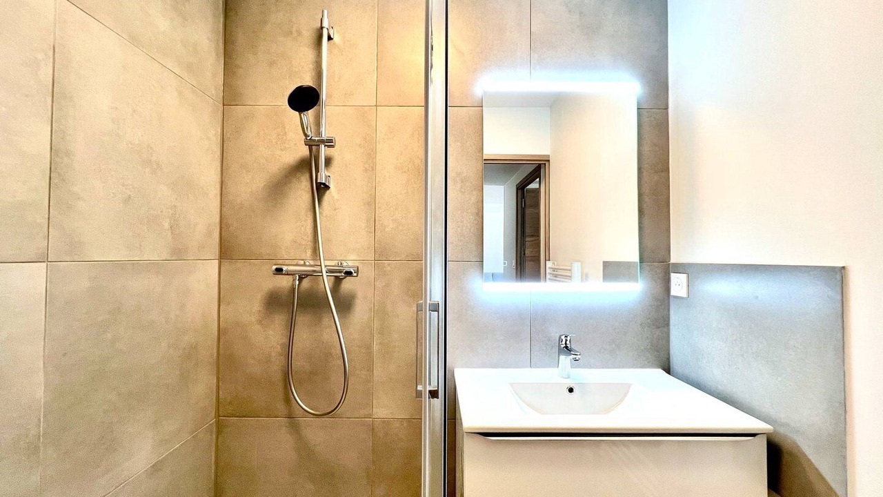 Photo of Bathroom in Quartier Administrations