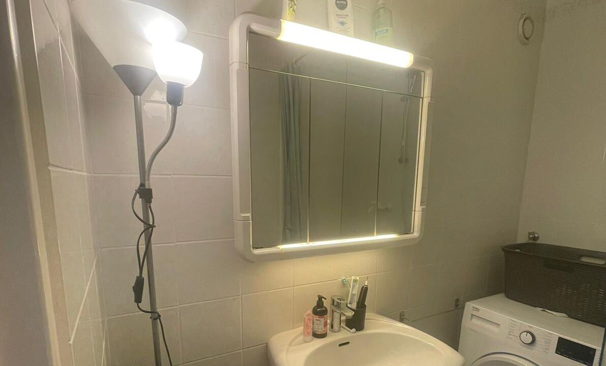 Photo of Bathroom in Ferney-Voltaire