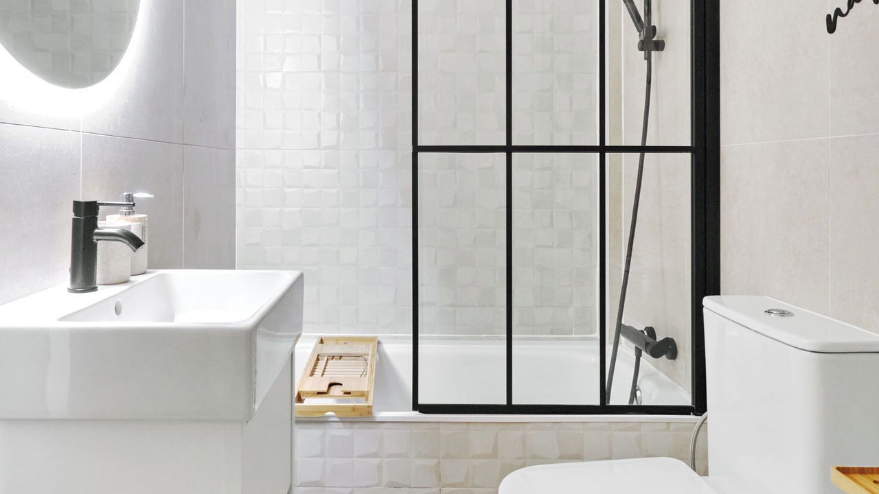 Photo of Bathroom in Los Altos