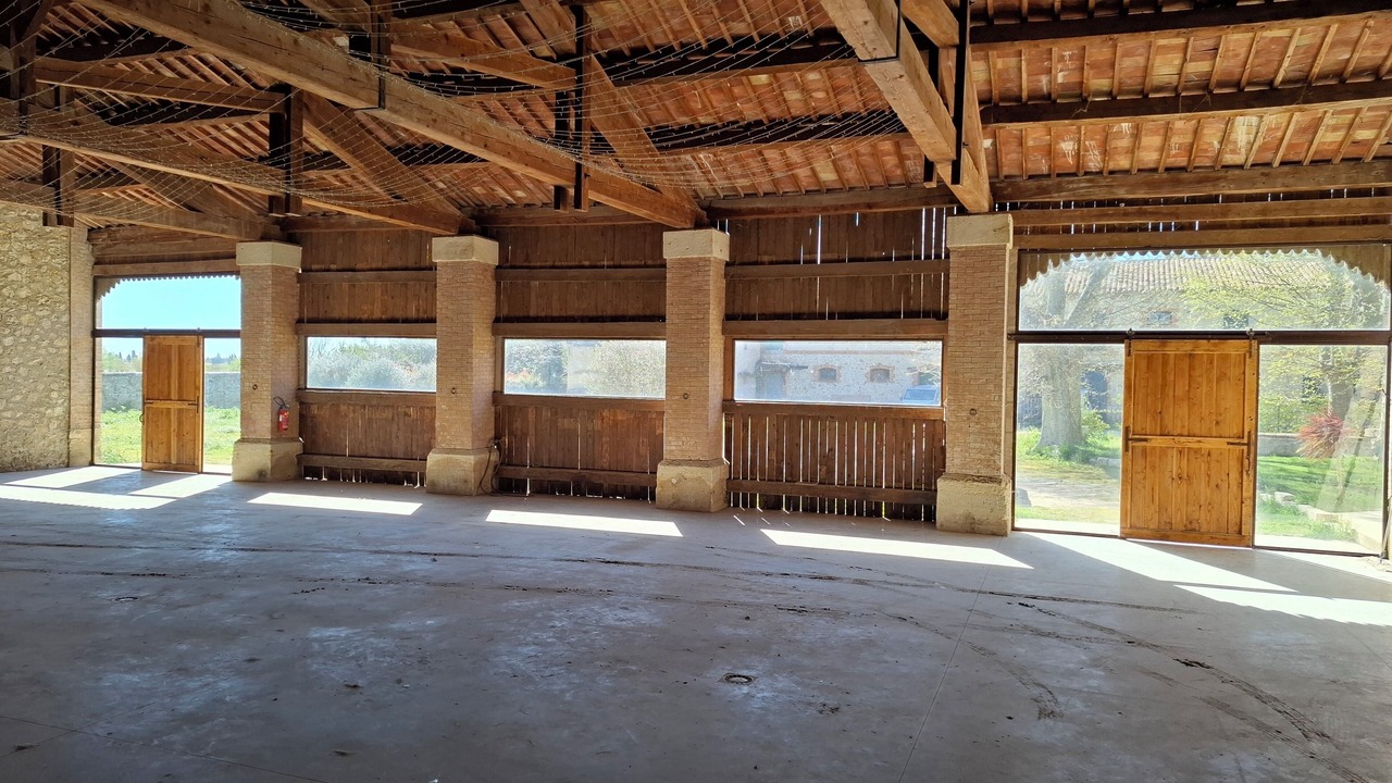 Photo of Others in Beaucaire