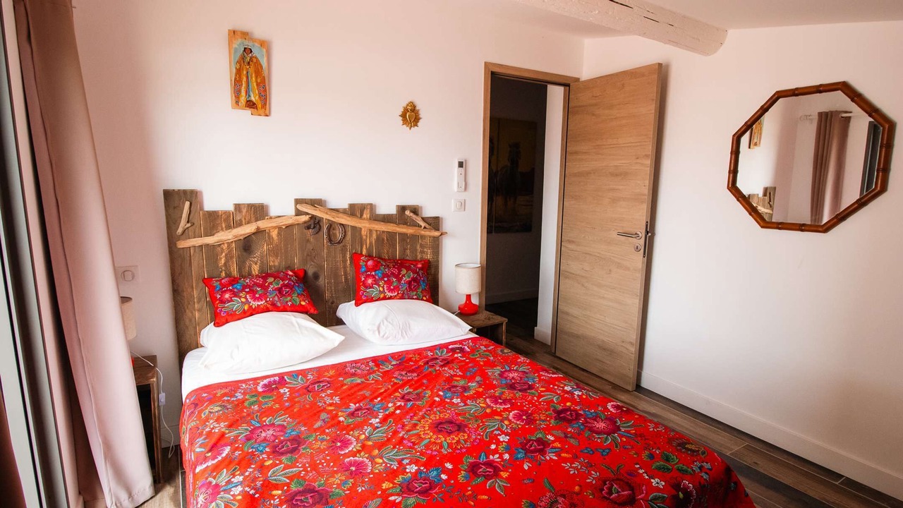Photo of Bedroom in Saintes-Maries-de-la-Mer