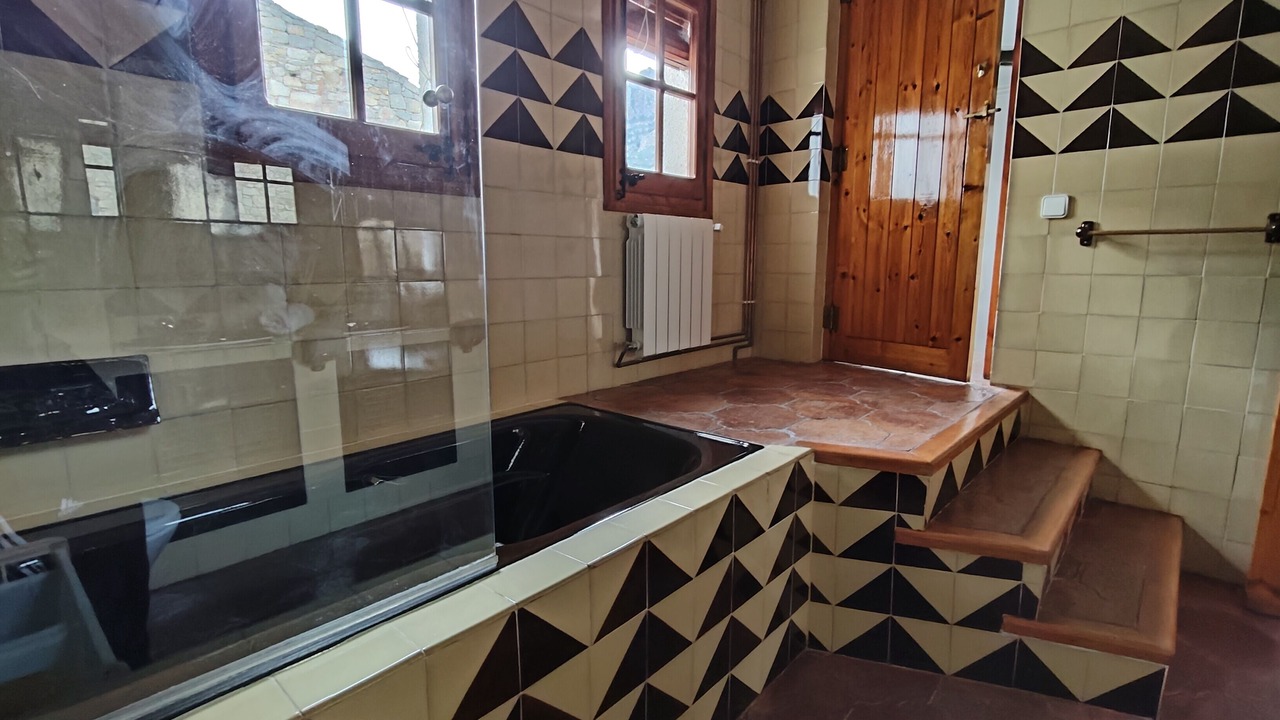 Photo of Bathroom in Alfara de Carles