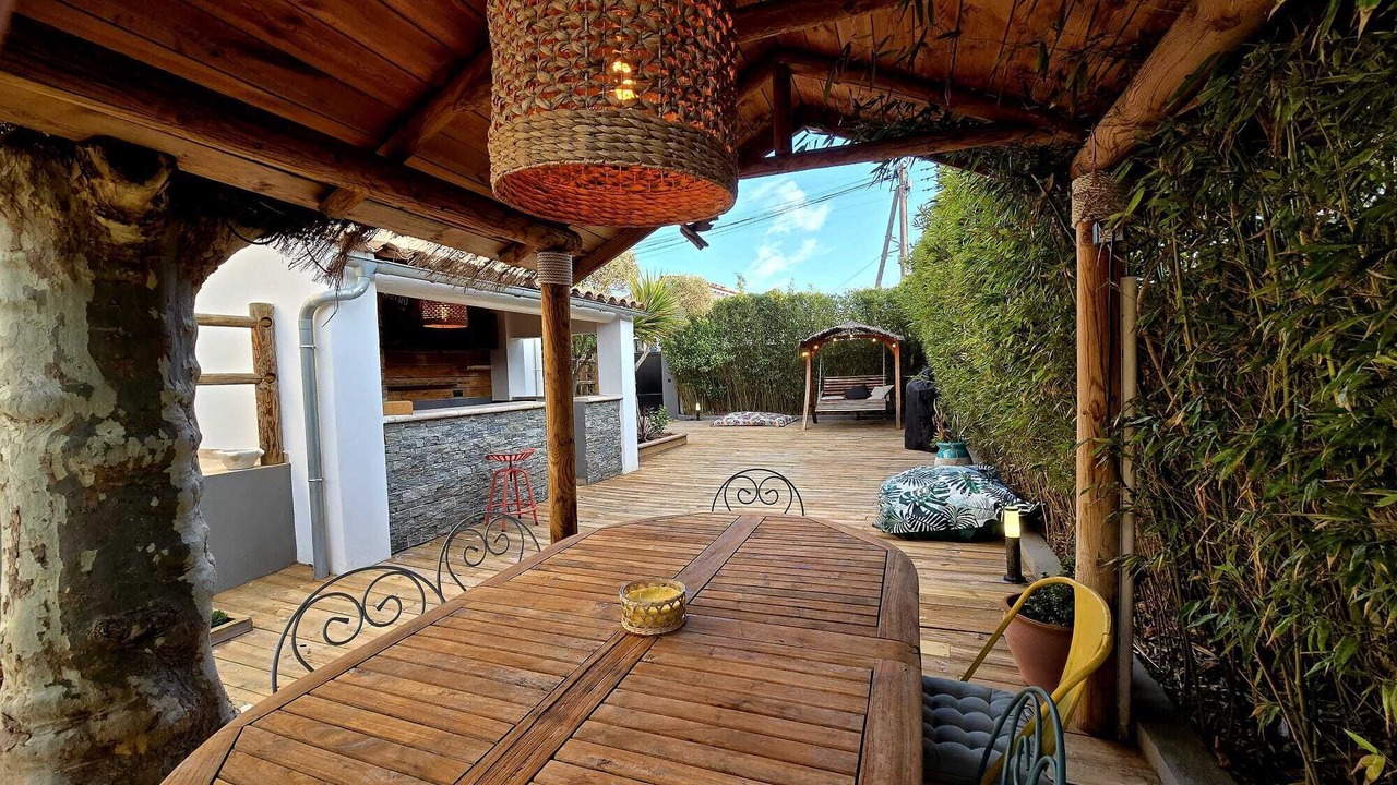 Photo of Outdoor in Saint-Victoret
