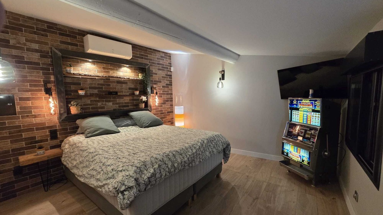 Photo of Bedroom in Saint-Victoret