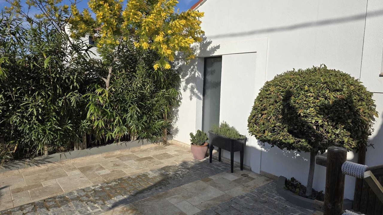 Photo of Outdoor in Saint-Victoret