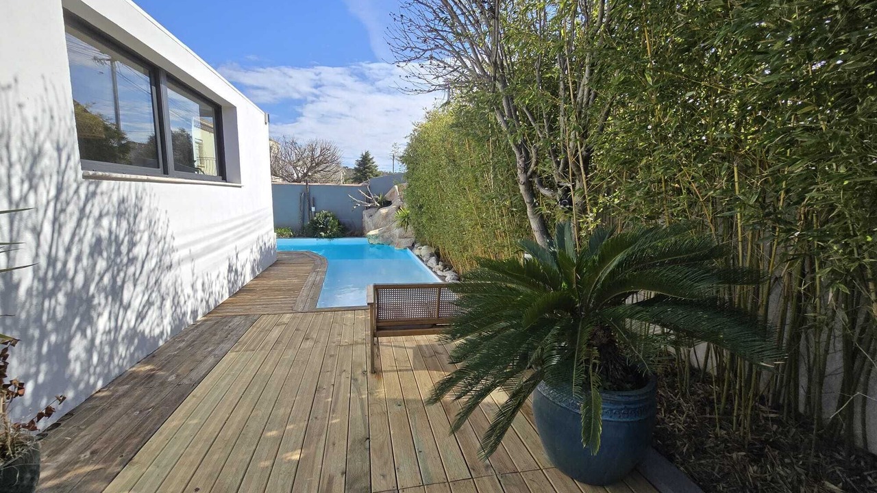 Photo of Outdoor in Saint-Victoret