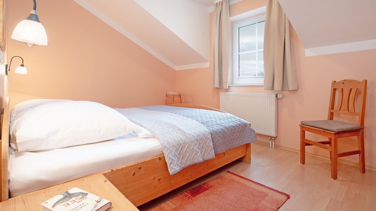 Photo of Bedroom in Orth