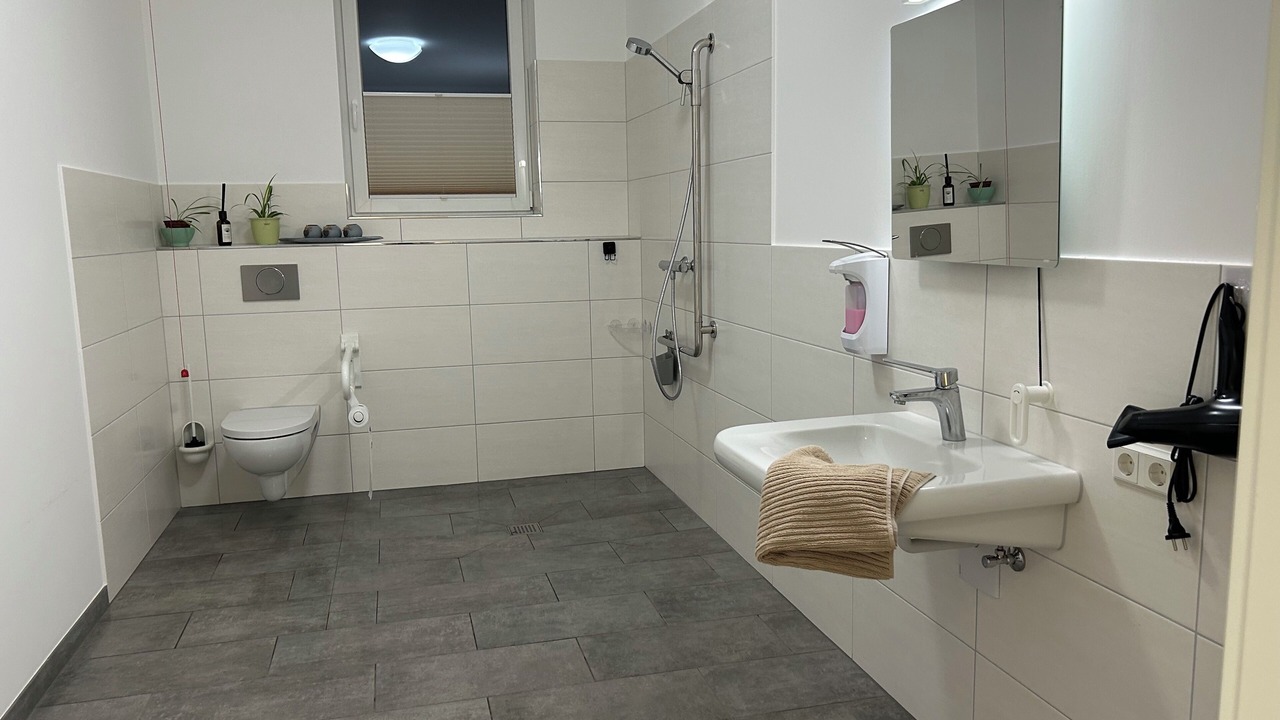 Photo of Bathroom in Bensdorf