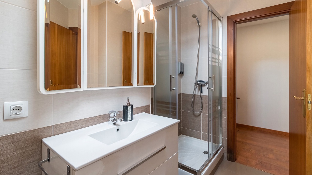 Photo of Bathroom in Castaneda