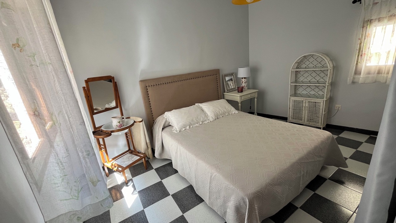 Photo of Bedroom in Biar