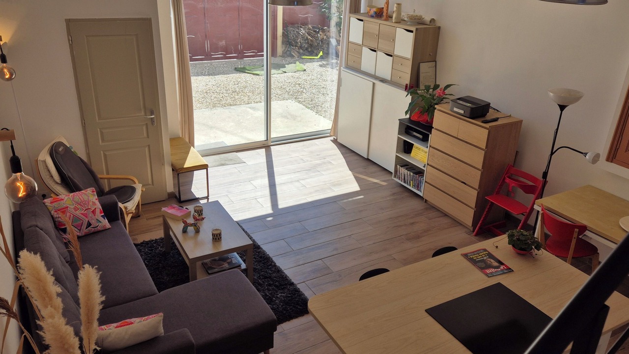 Photo of Livingroom in Pelissanne