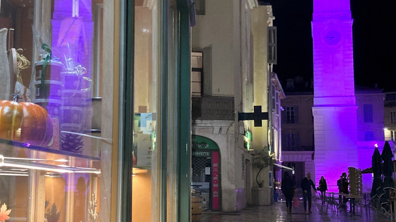 Photo of Others in Faubourg
