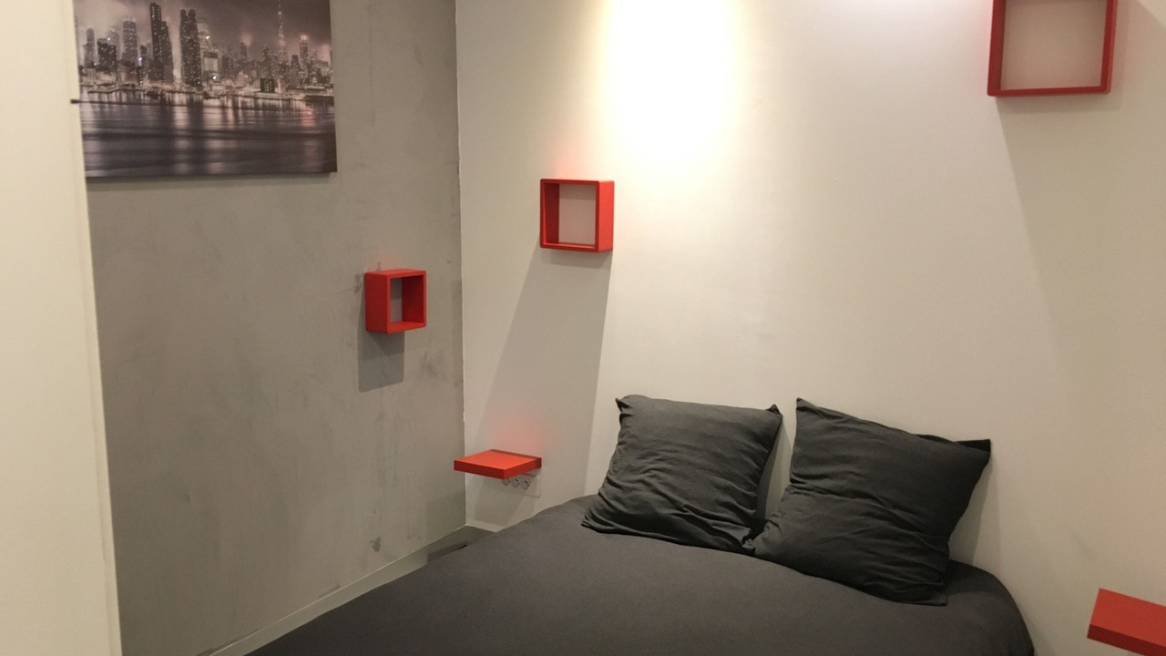 Photo of Bedroom in Faubourg