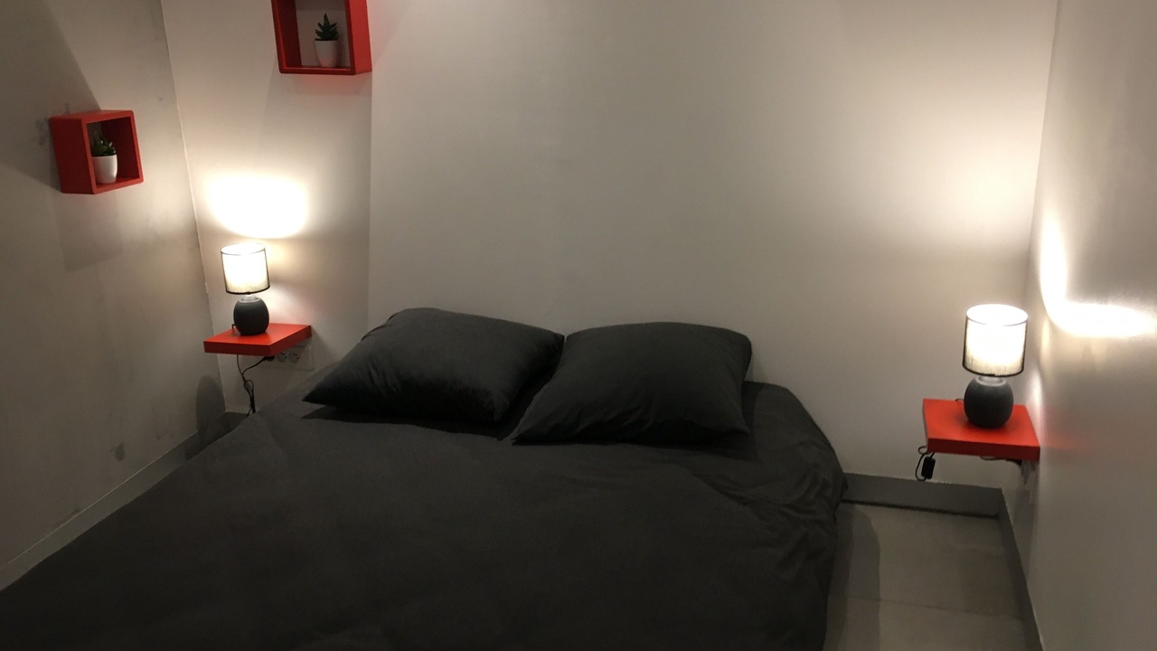 Photo of Bedroom in Faubourg