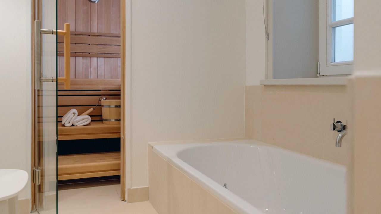 Photo of Bathroom in Großmorsum