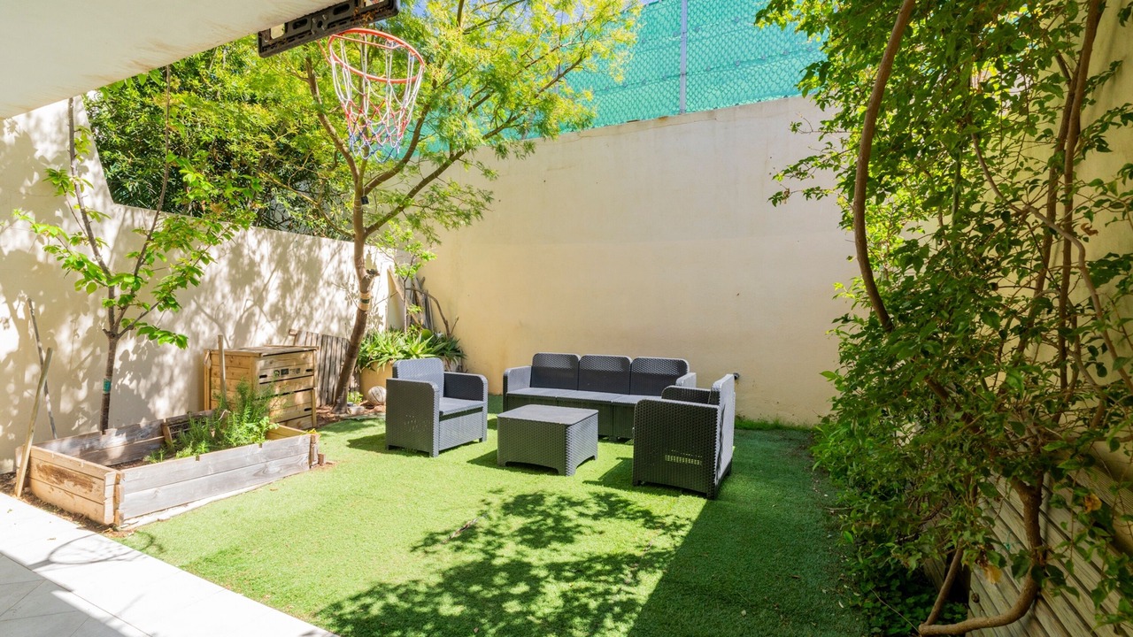 Photo of Patio Balcony in Montredon