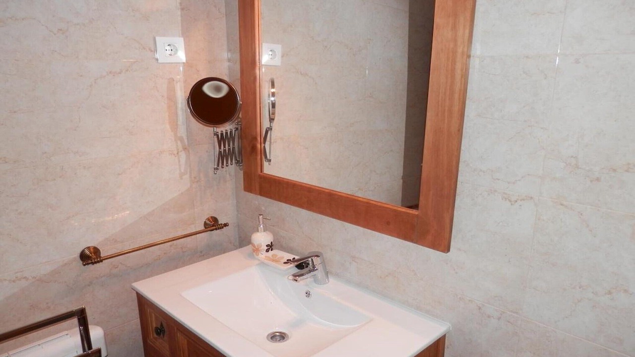 Photo of Bathroom in Bernuy-Salinero