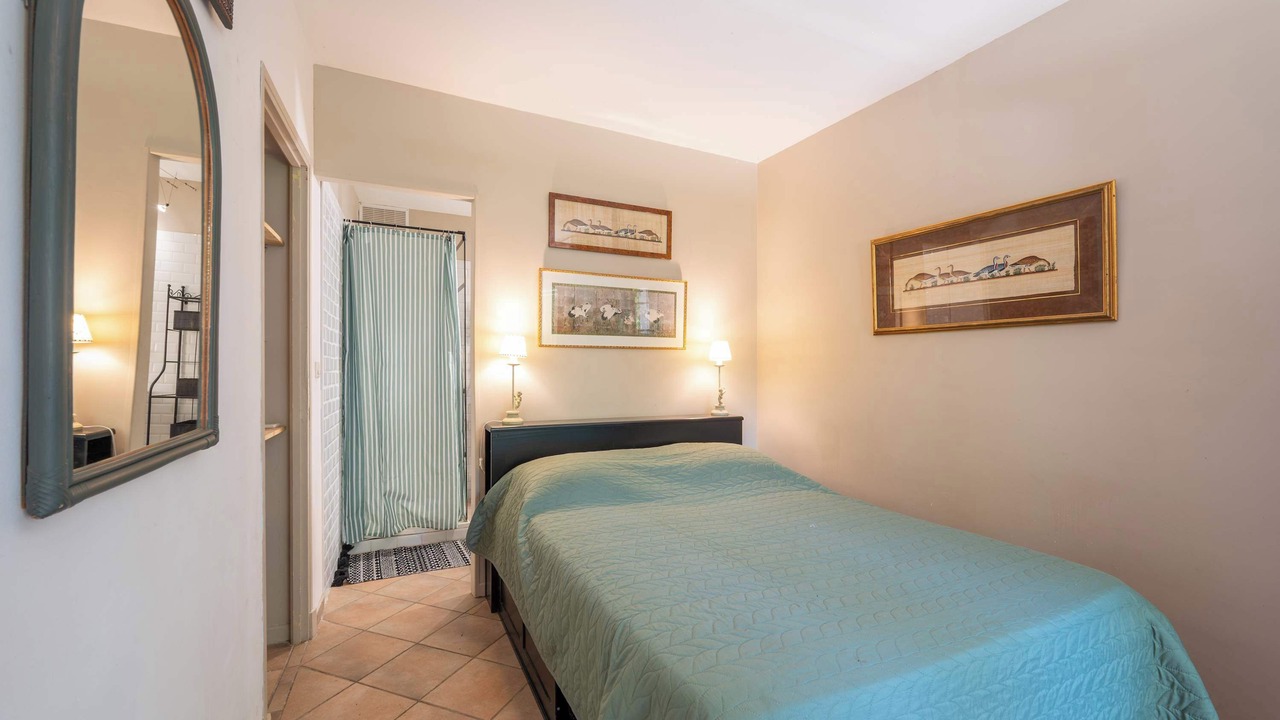 Photo of Bedroom in Arles