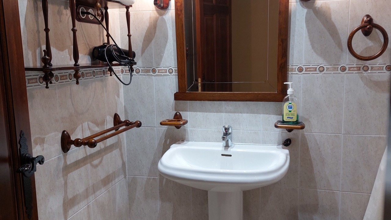 Photo of Bathroom in Almoguera